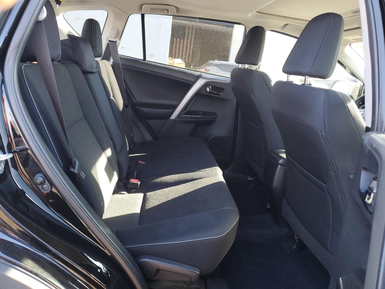 2T3RFREV6JW745511 TOYOTA RAV4 2018