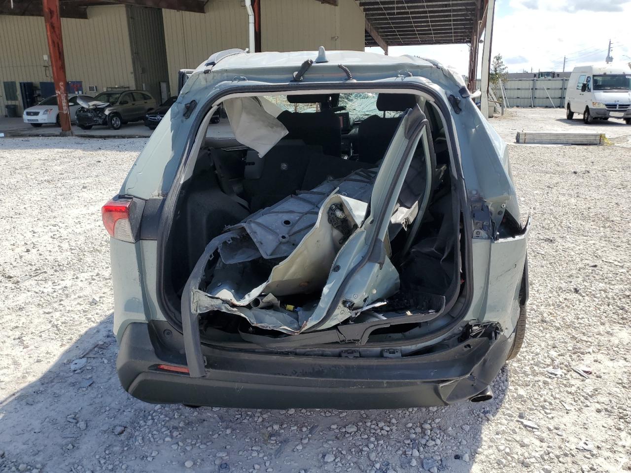 2T3W1RFV6LC082090 TOYOTA RAV4 2020