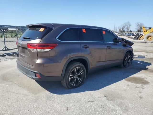 VIN 5TDZZRFH0KS342255 2019 Toyota Highlander, LE no.3