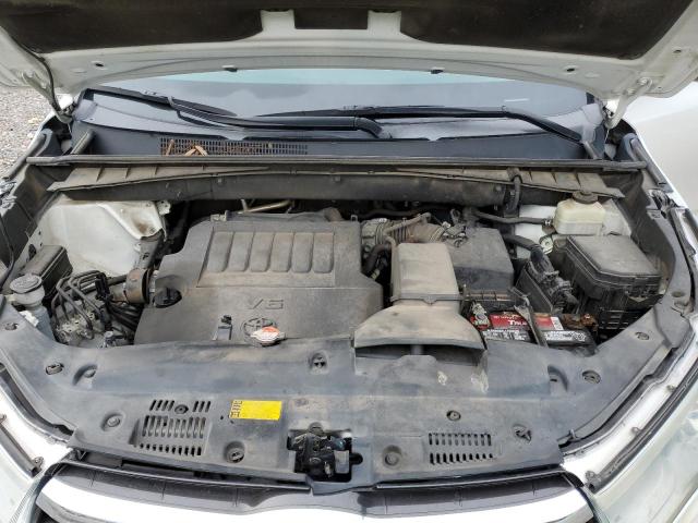 VIN 5TDZKRFH5FS116559 2015 Toyota Highlander, LE no.12