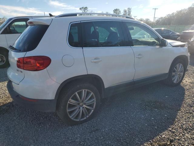 2015 VOLKSWAGEN TIGUAN S WVGAV7AXXFW574228