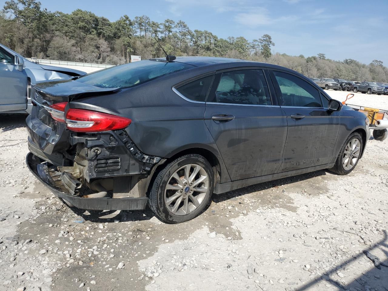 3FA6P0H73HR217793 FORD FUSION 2017