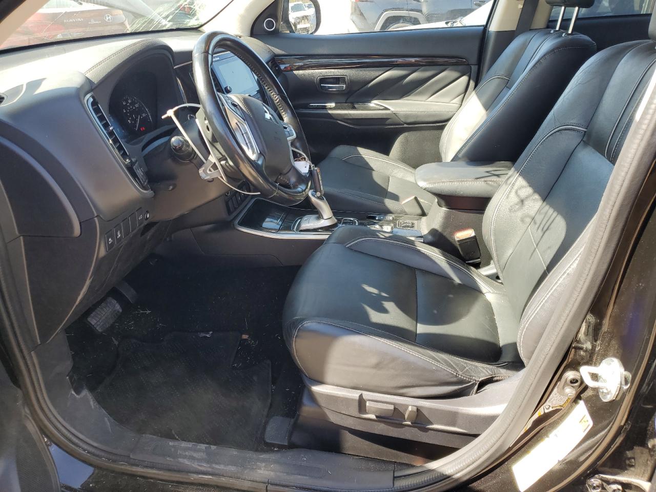 JA4J24A53JZ028382 MITSUBISHI OUTLANDER 2018