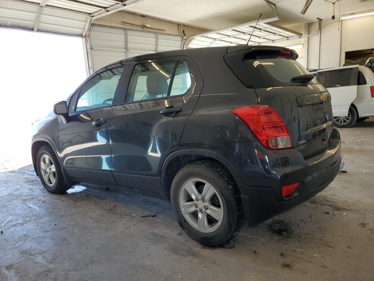 3GNCJKSB8KL252824 CHEVROLET TRAX 2019