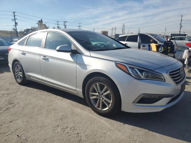 2015 HYUNDAI SONATA SE 5NPE24AF4FH022704
