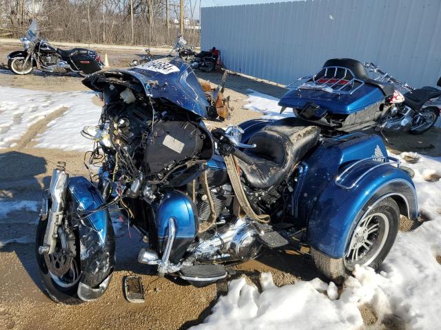 2018 HARLEY-DAVIDSON FLHTCUTG 1 1HD1MDD11JB853630