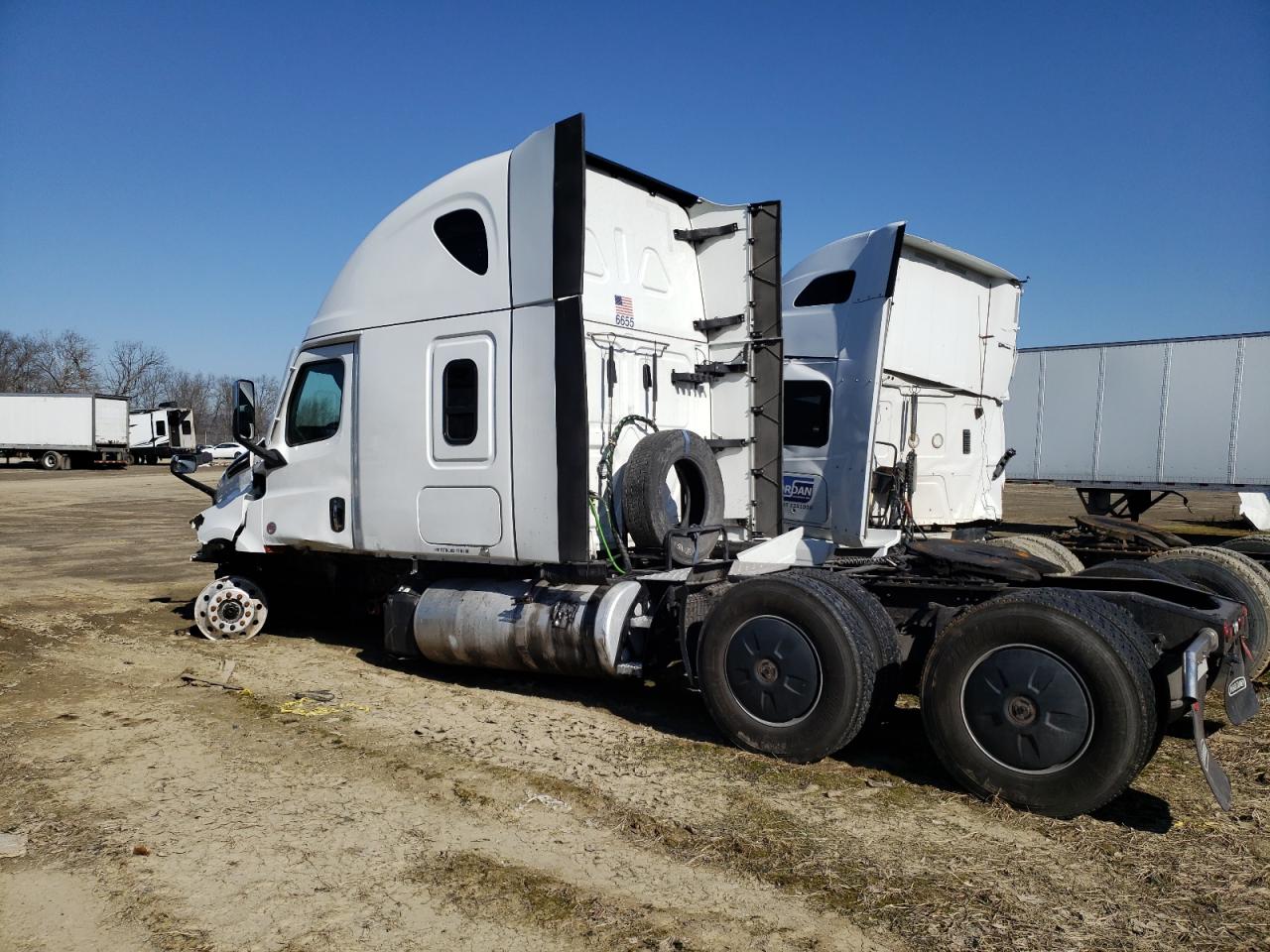 Lot #2885679983 2023 FREIGHTLINER CASCADIA 1