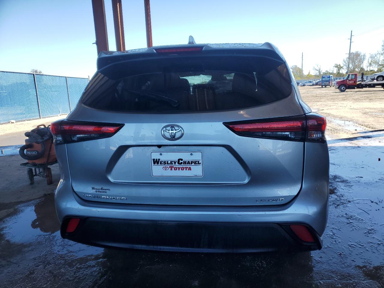 5TDBZRBH9MS545963 TOYOTA HIGHLANDER 2021