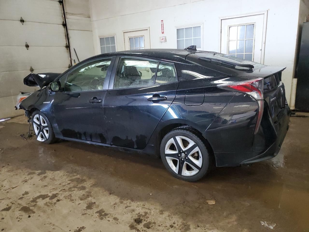 2017 Toyota Prius vin: JTDKARFUXH3534489