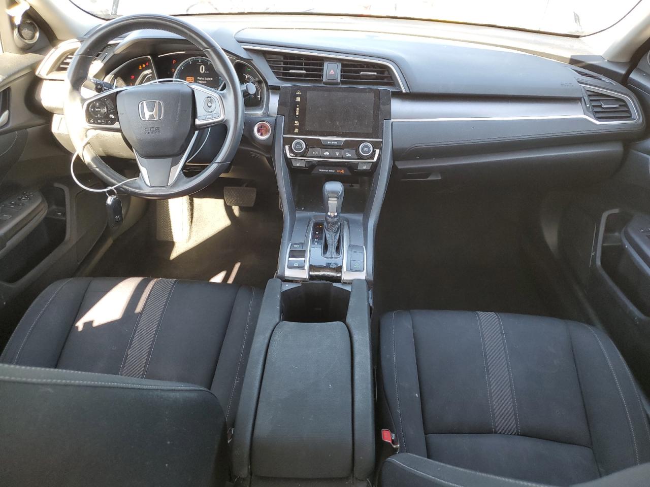 JHMFC1F32JX040824 HONDA CIVIC 2018