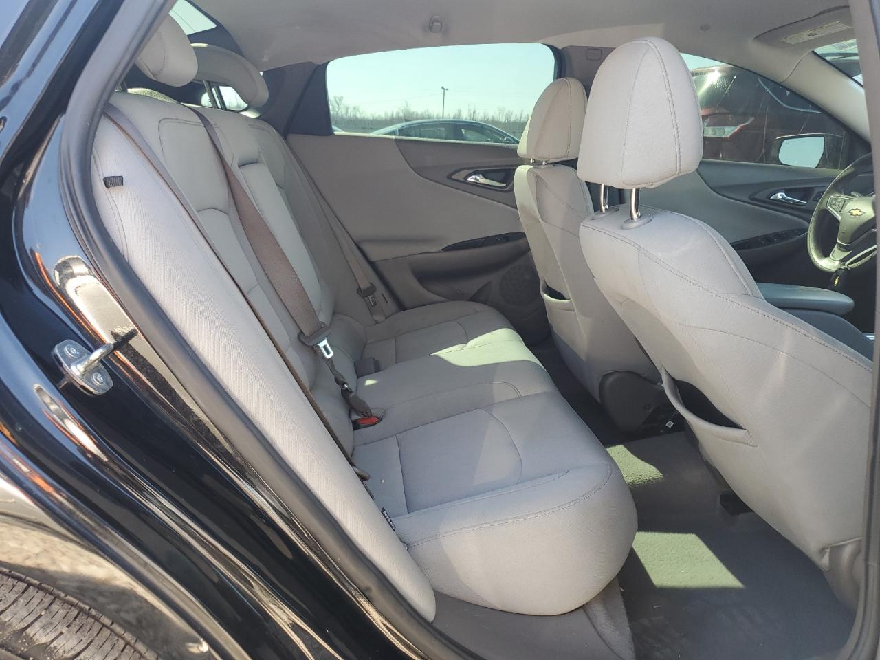 1G1ZD5ST2KF197942 CHEVROLET MALIBU 2019