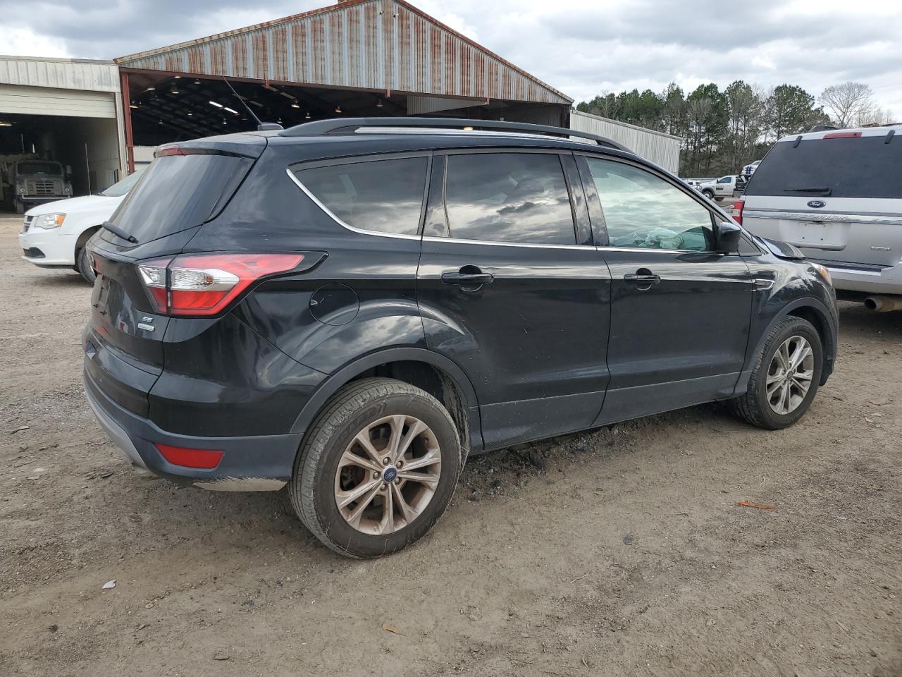 1FMCU0GD0JUD54911 FORD ESCAPE 2018