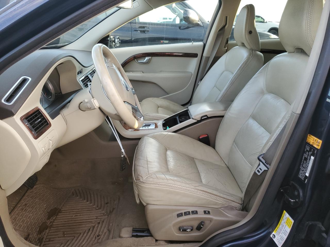 yv4992bz2a1079720 YV4992BZ2A1079720 2010 Volvo Xc70 T6