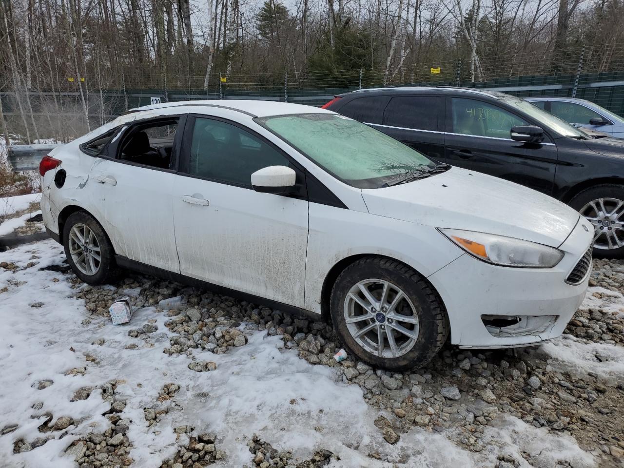 1FADP3F22JL264009 2018 Ford Focus Se