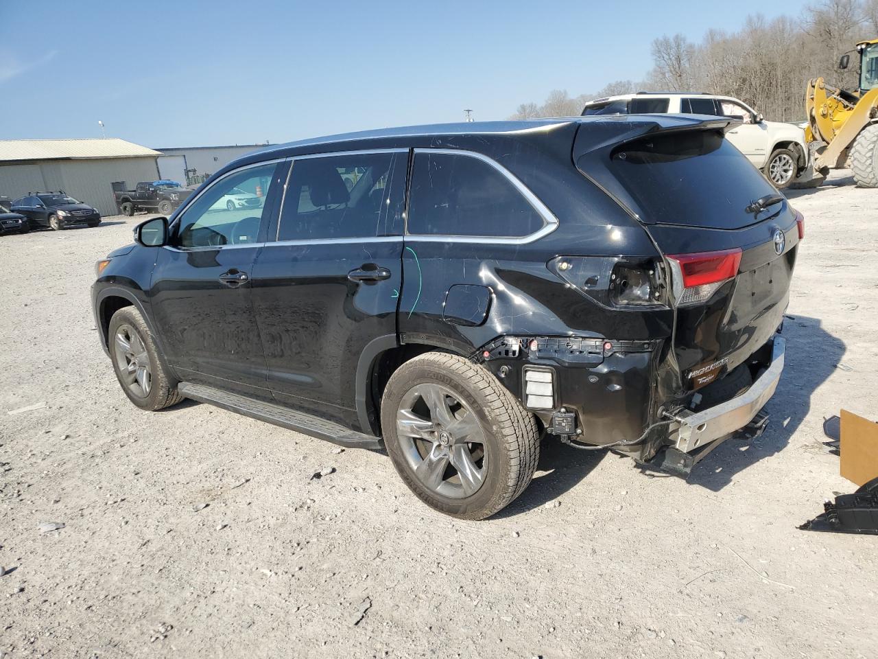 5TDDZRFH4JS840516 TOYOTA HIGHLANDER 2018