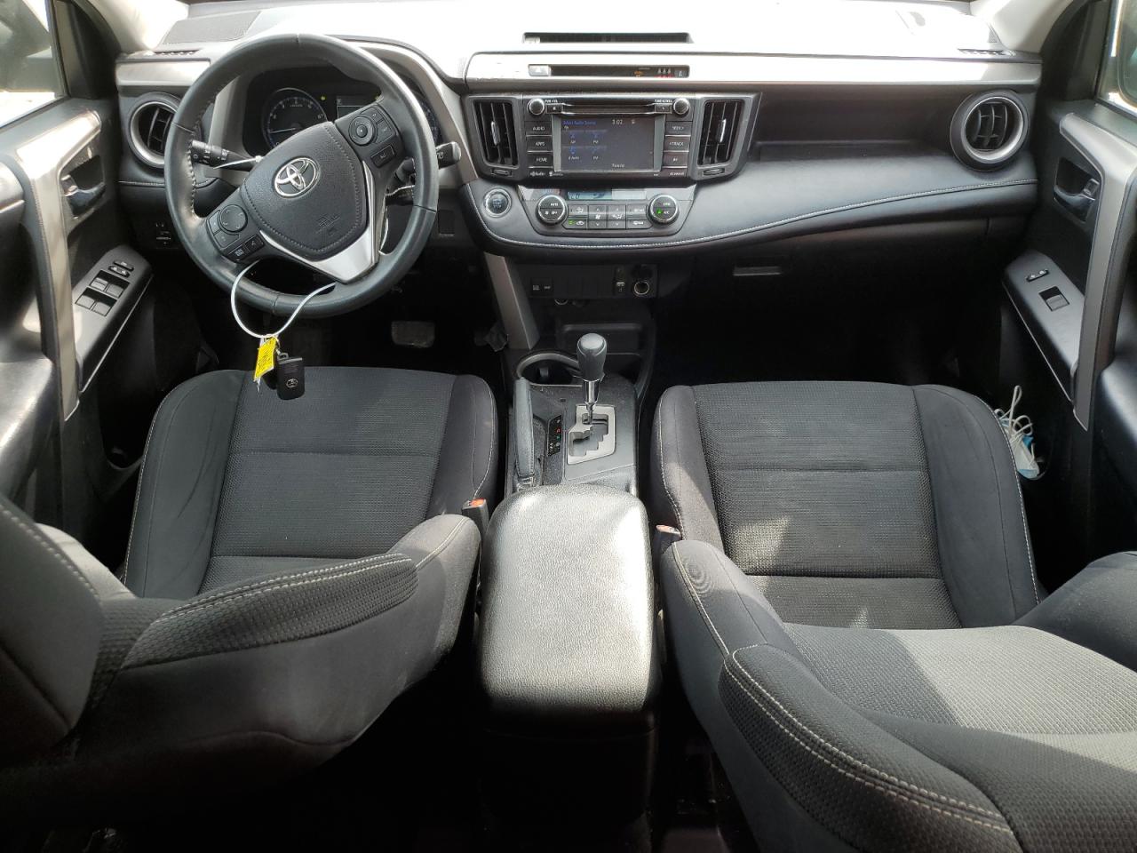 2T3RFREV3HW689585 TOYOTA RAV4 2017