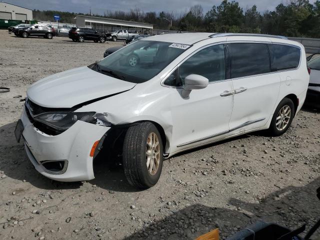 Lot #2421474937 2020 CHRYSLER PACIFICA T salvage car
