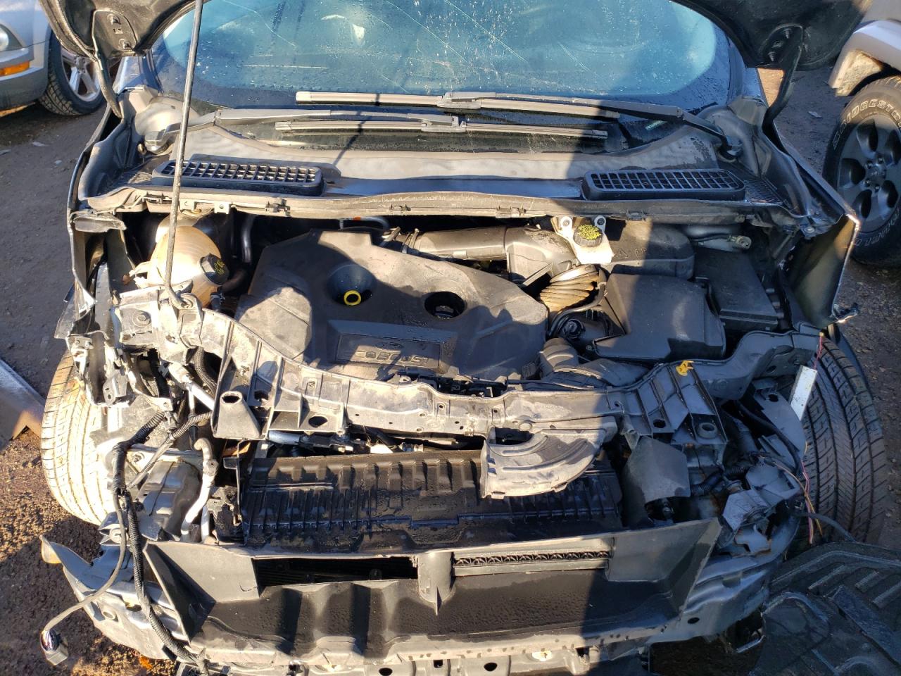 1FMCU9J99HUA27443 FORD ESCAPE 2017