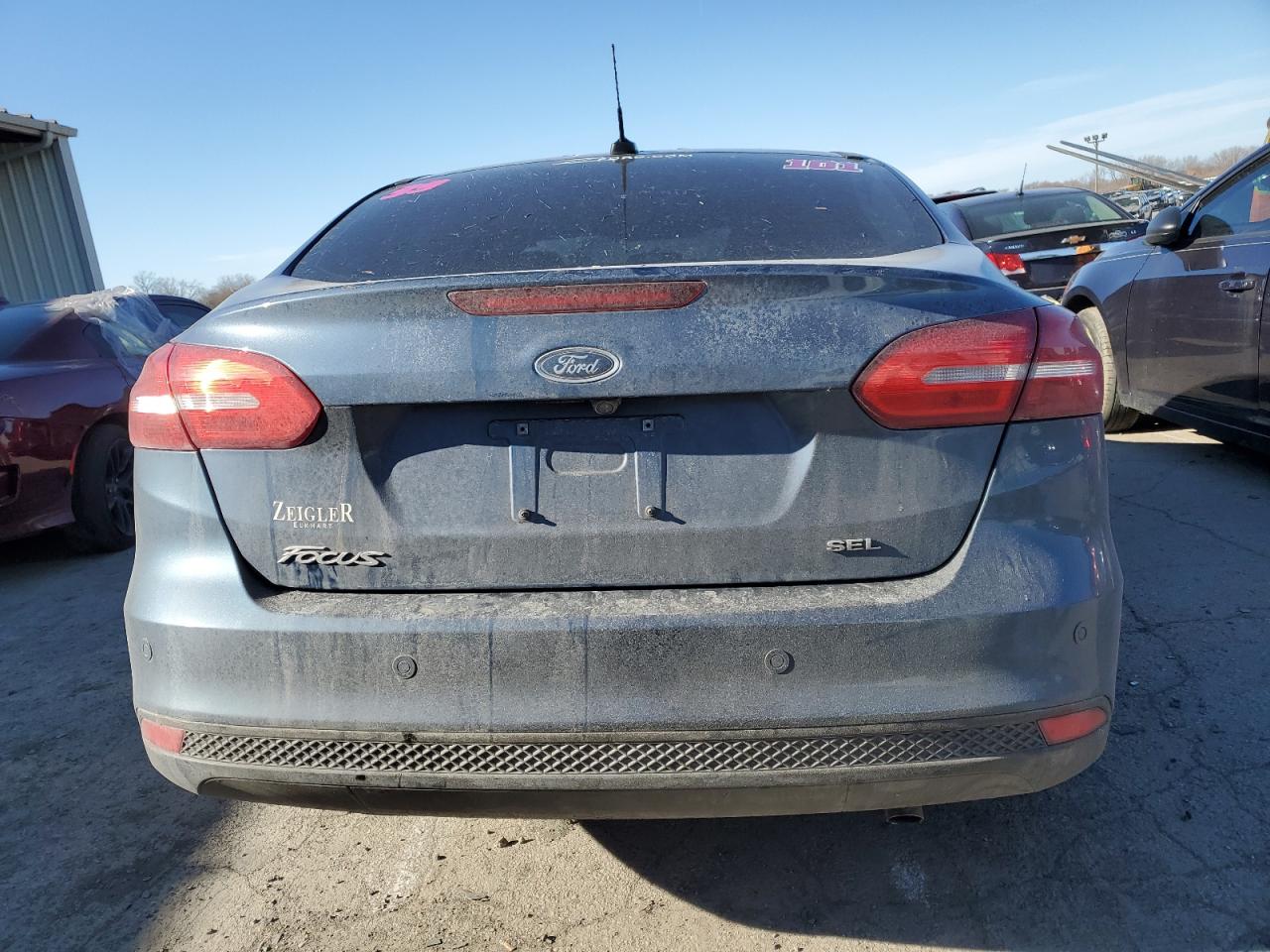 1FADP3H2XJL243924 FORD FOCUS 2018