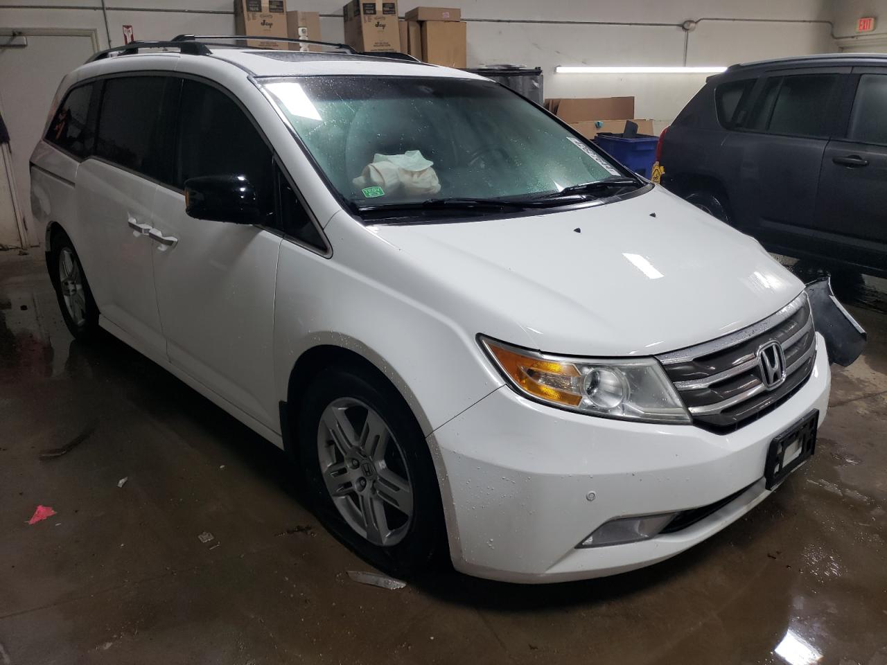 Lot #2556552964 2011 HONDA ODYSSEY TO