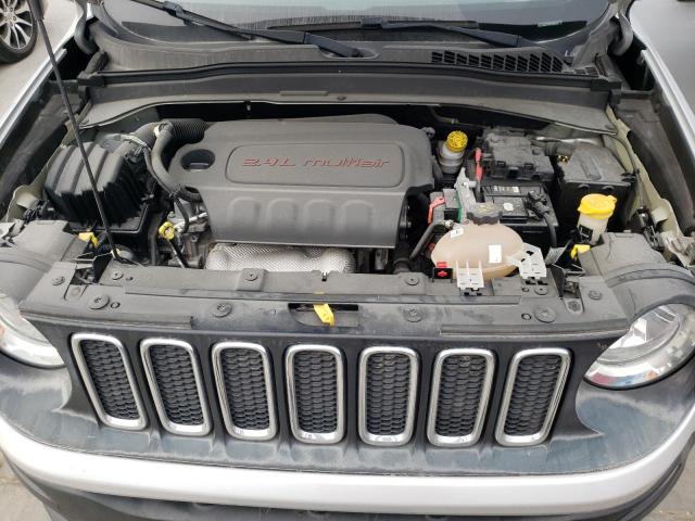 2016 Jeep Renegade - Image 11