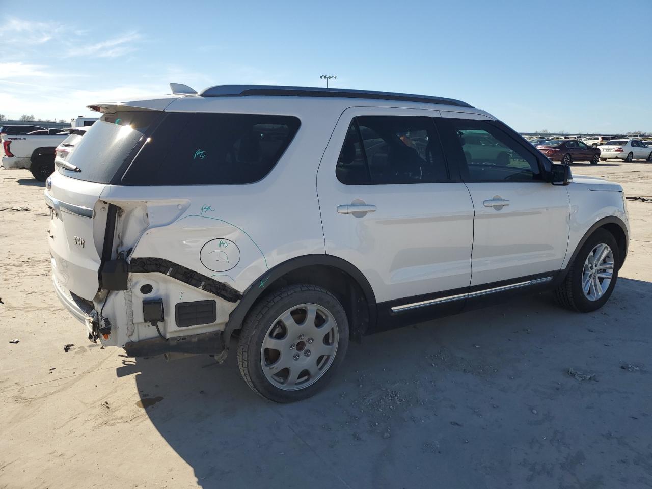1FM5K7D88HGC61223 FORD EXPLORER 2017