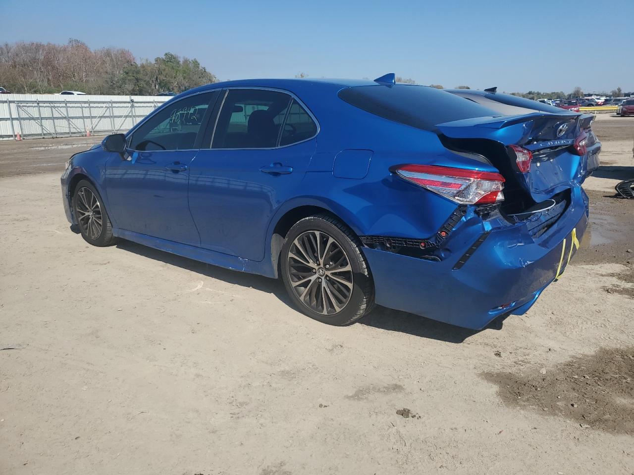 4T1B11HK5KU205869 2019 Toyota Camry L