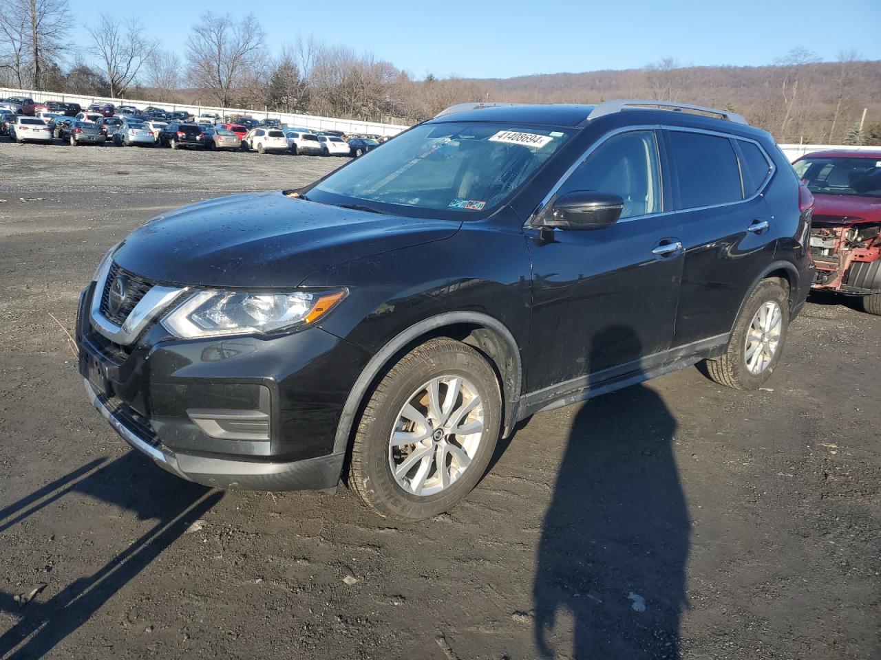 KNMAT2MV5JP590198 NISSAN ROGUE 2018