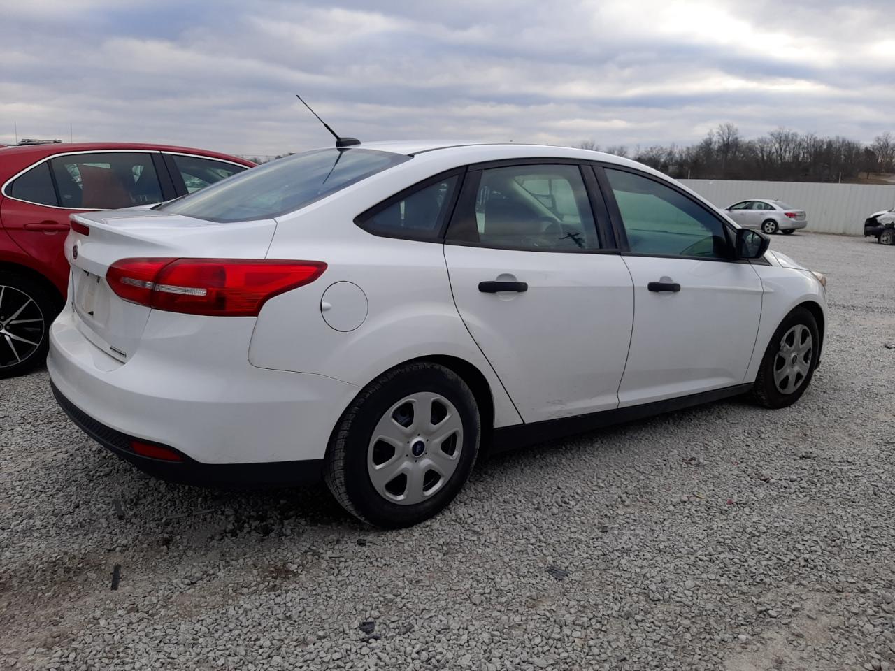 1FADP3E21GL288621 FORD FOCUS 2016