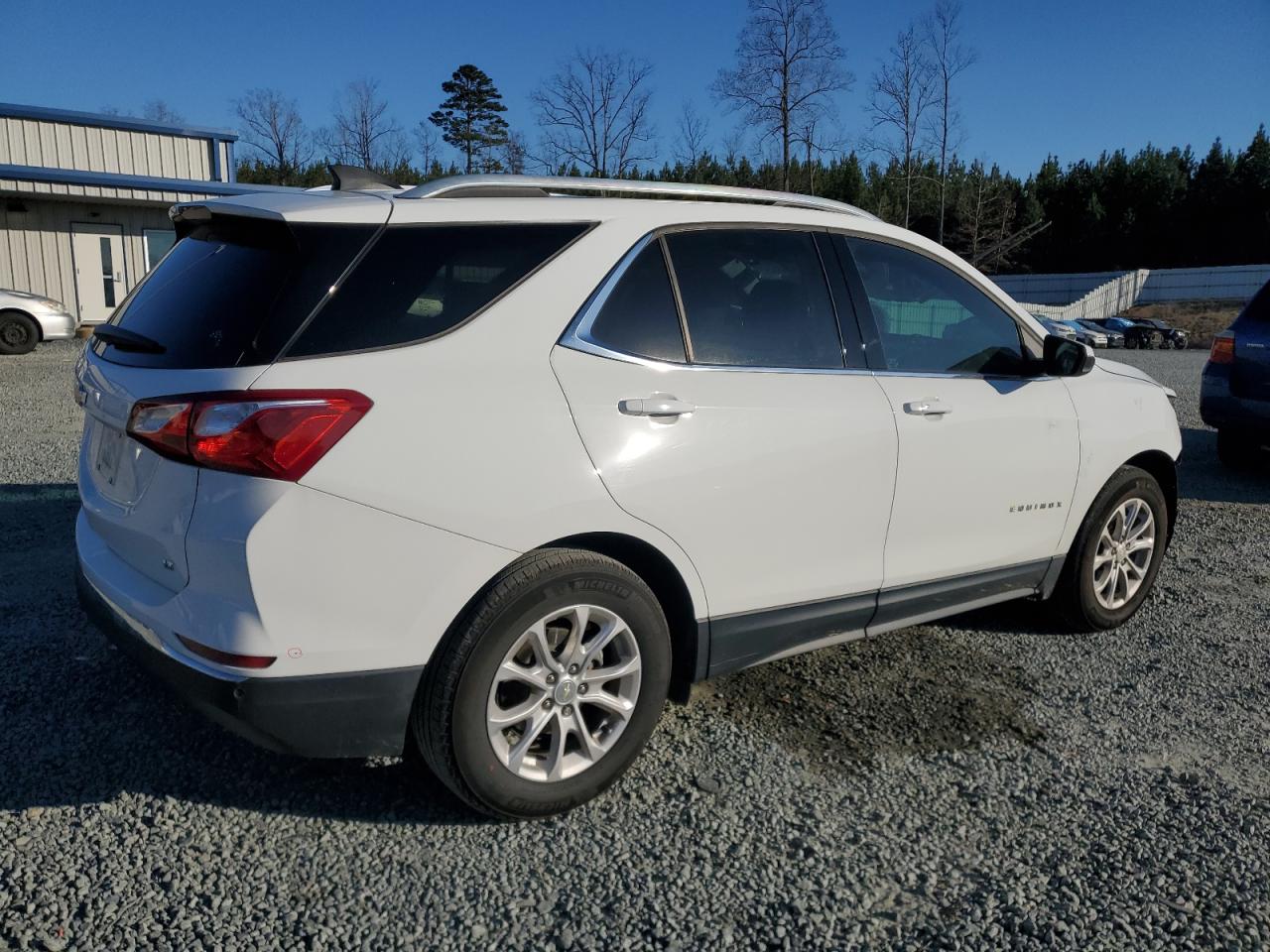3GNAXKEV8LS528311 CHEVROLET EQUINOX 2020