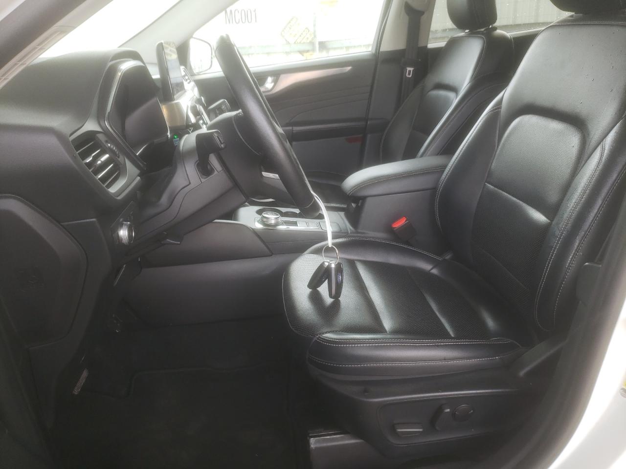 1FMCU9J96MUA23764 FORD ESCAPE 2021