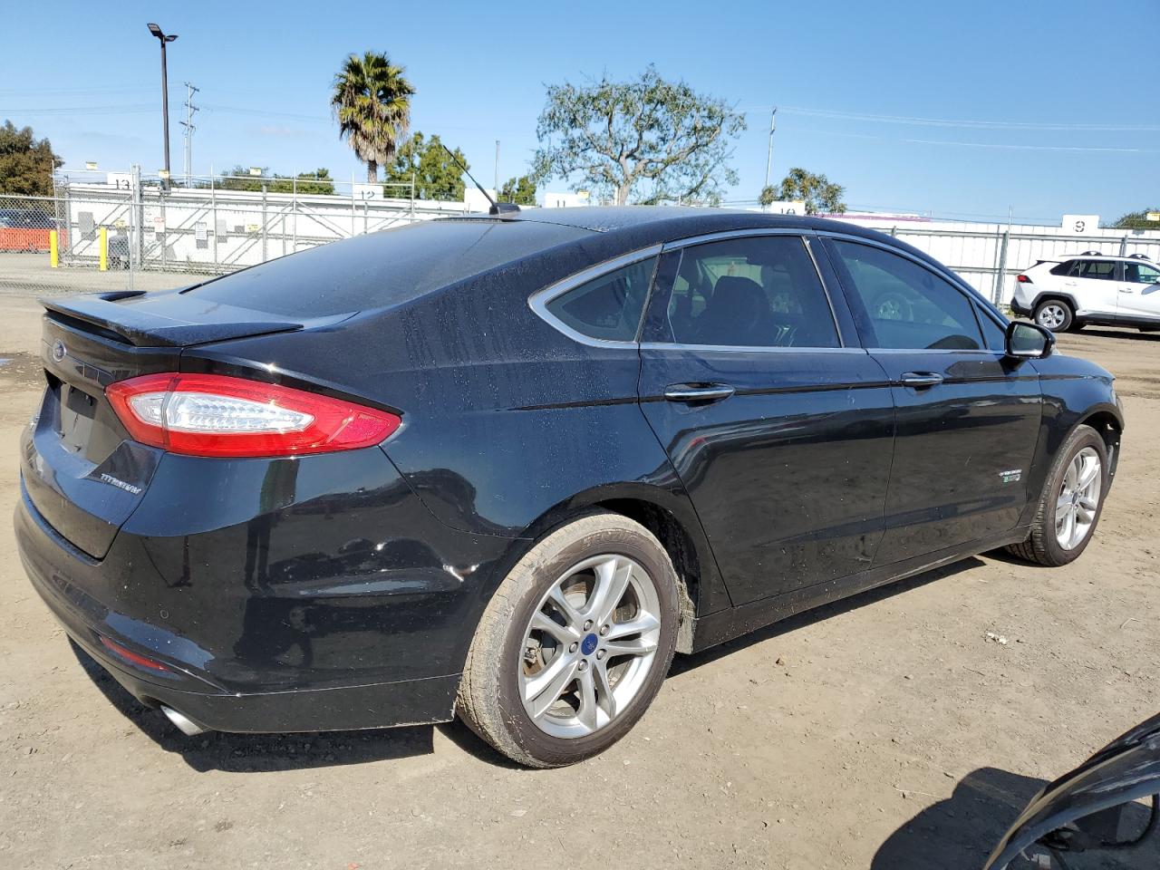 3FA6P0SU3GR320824 FORD FUSION 2016