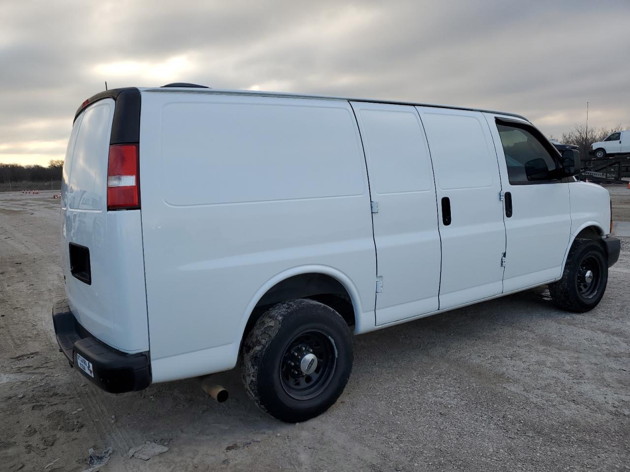 1GCWGAFFXG1138866 CHEVROLET EXPRESS 2016