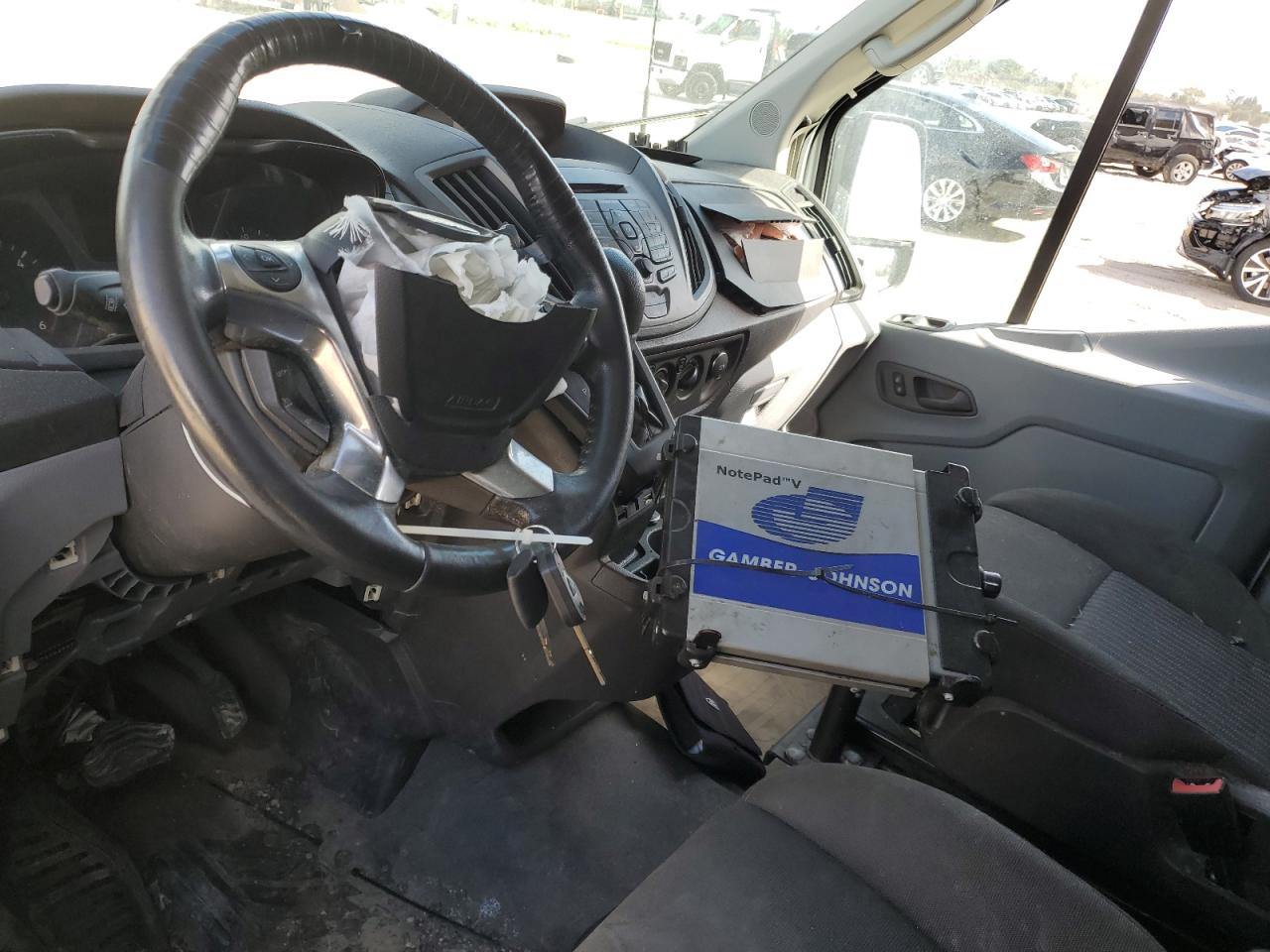 VIN: 1FTYE2CV3GKA77547 2016 FORD TRANSIT