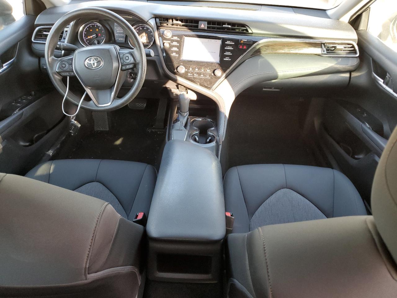 4T1B11HK8KU704763 TOYOTA CAMRY 2019