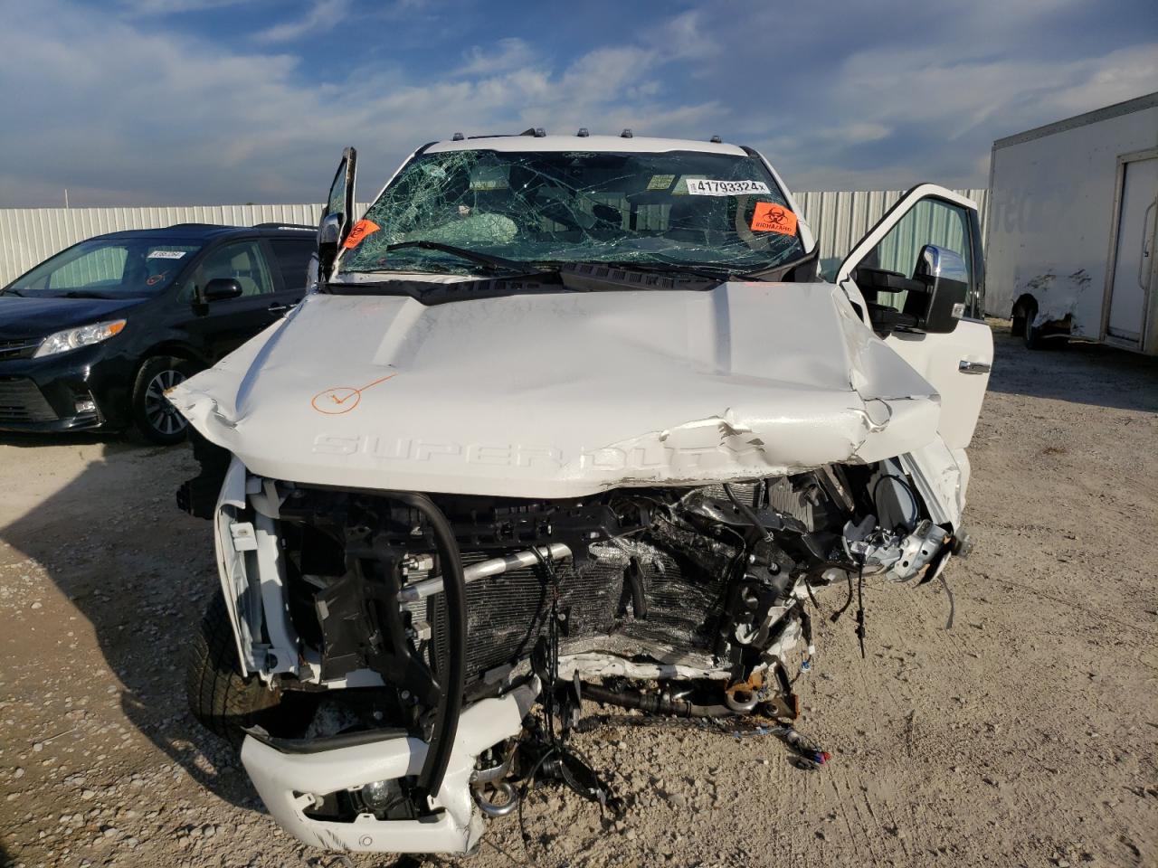 1FT8W3DM1REC36043 FORD F350 2024