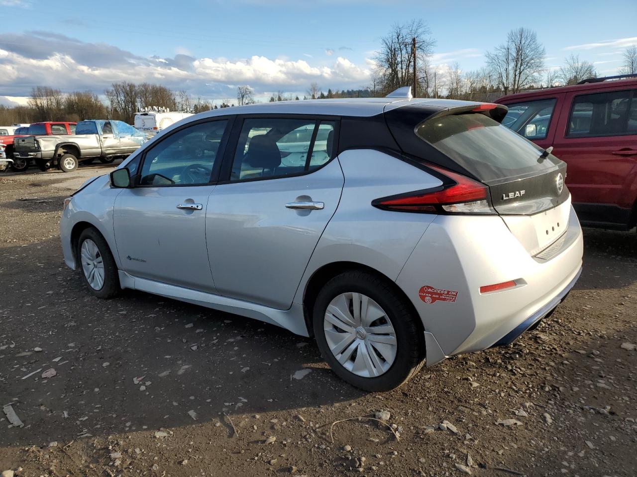 1N4AZ1CP1JC317543 NISSAN LEAF 2018