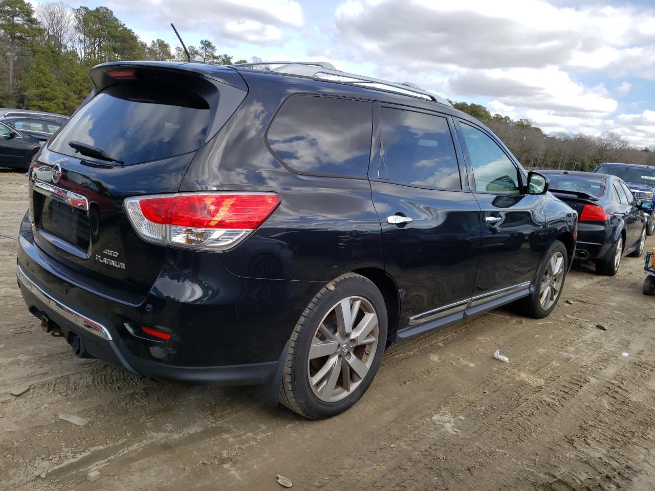 5N1AR2MM6GC611755 NISSAN PATHFINDER 2016