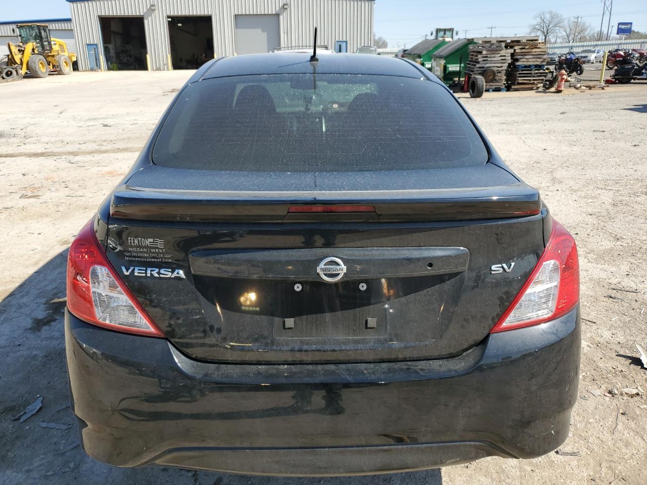 3N1CN7AP7HL822623 NISSAN VERSA 2017