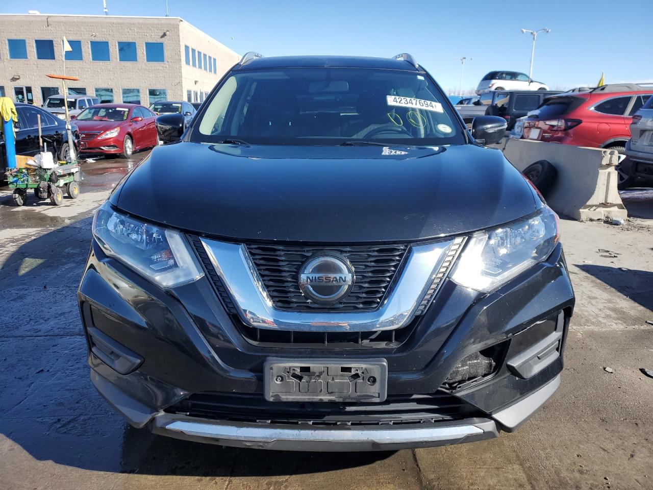 KNMAT2MV8JP619399 NISSAN ROGUE 2018