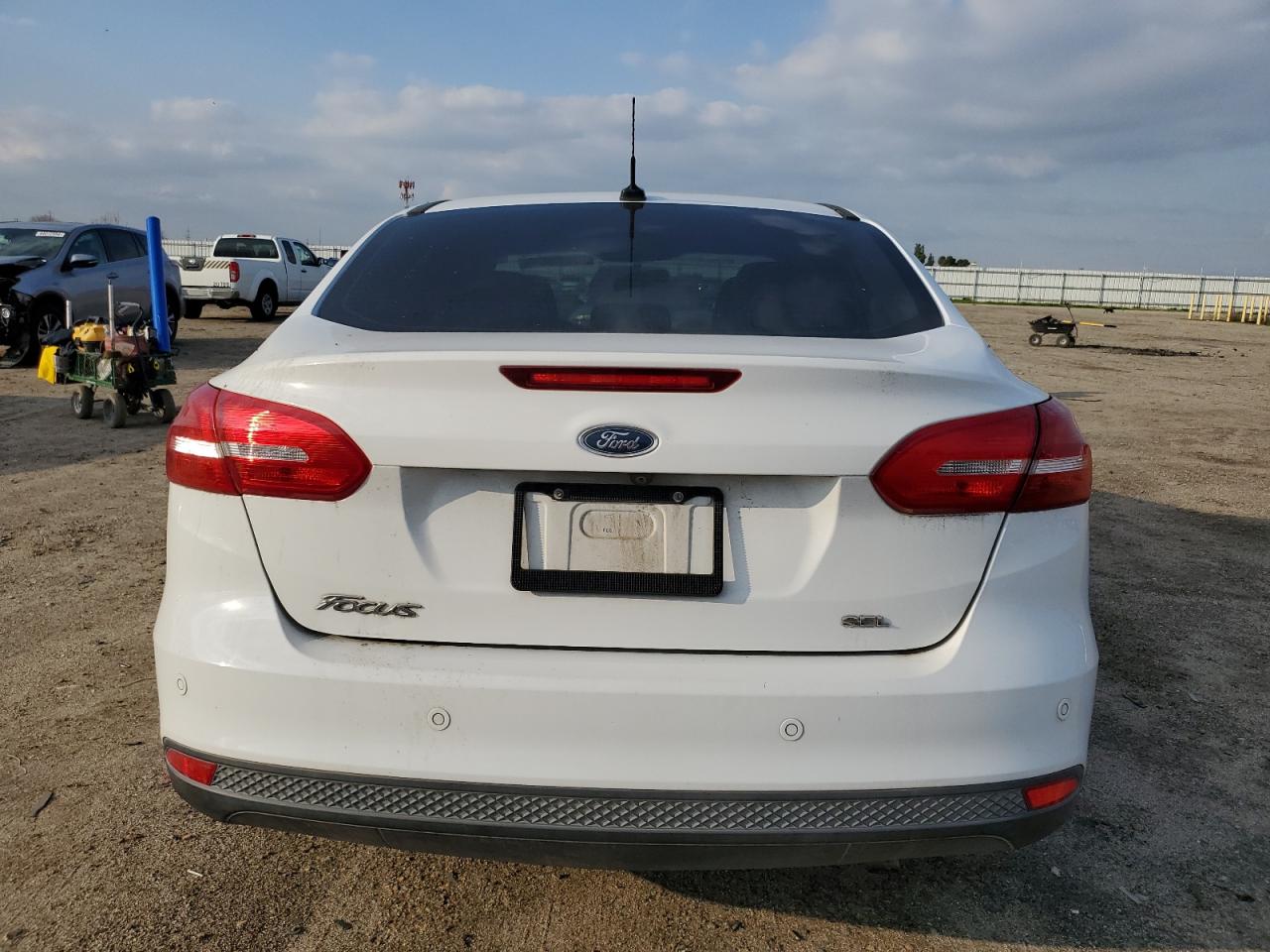 1FADP3H29HL258182 FORD FOCUS 2017