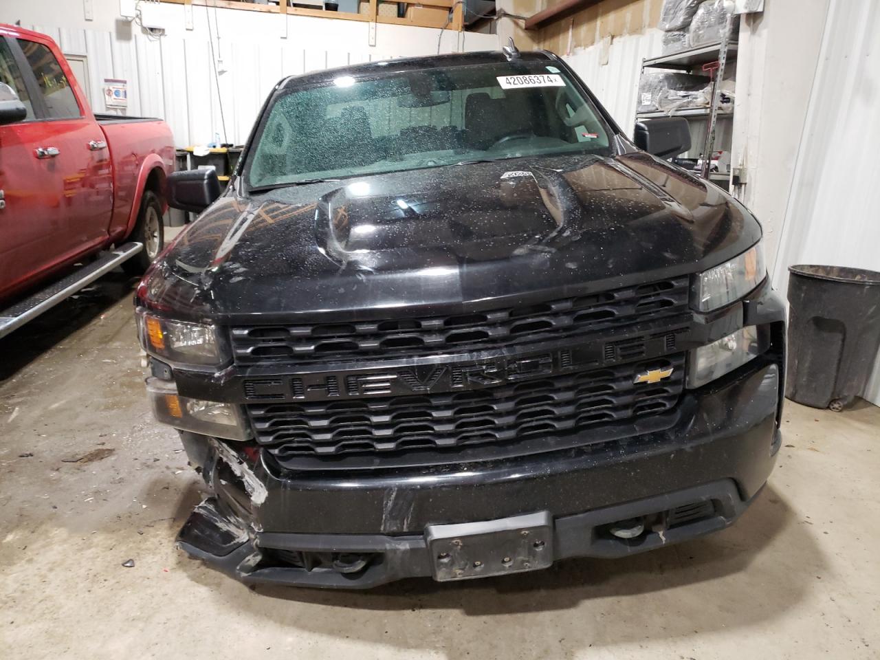 2021 Chevrolet Silverado K1500 Custom vin: 3GCPYBEK7MG465955