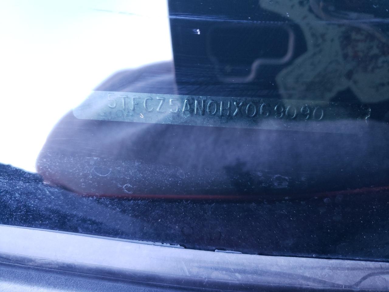 5TFCZ5AN0HX069090 TOYOTA TACOMA 2017