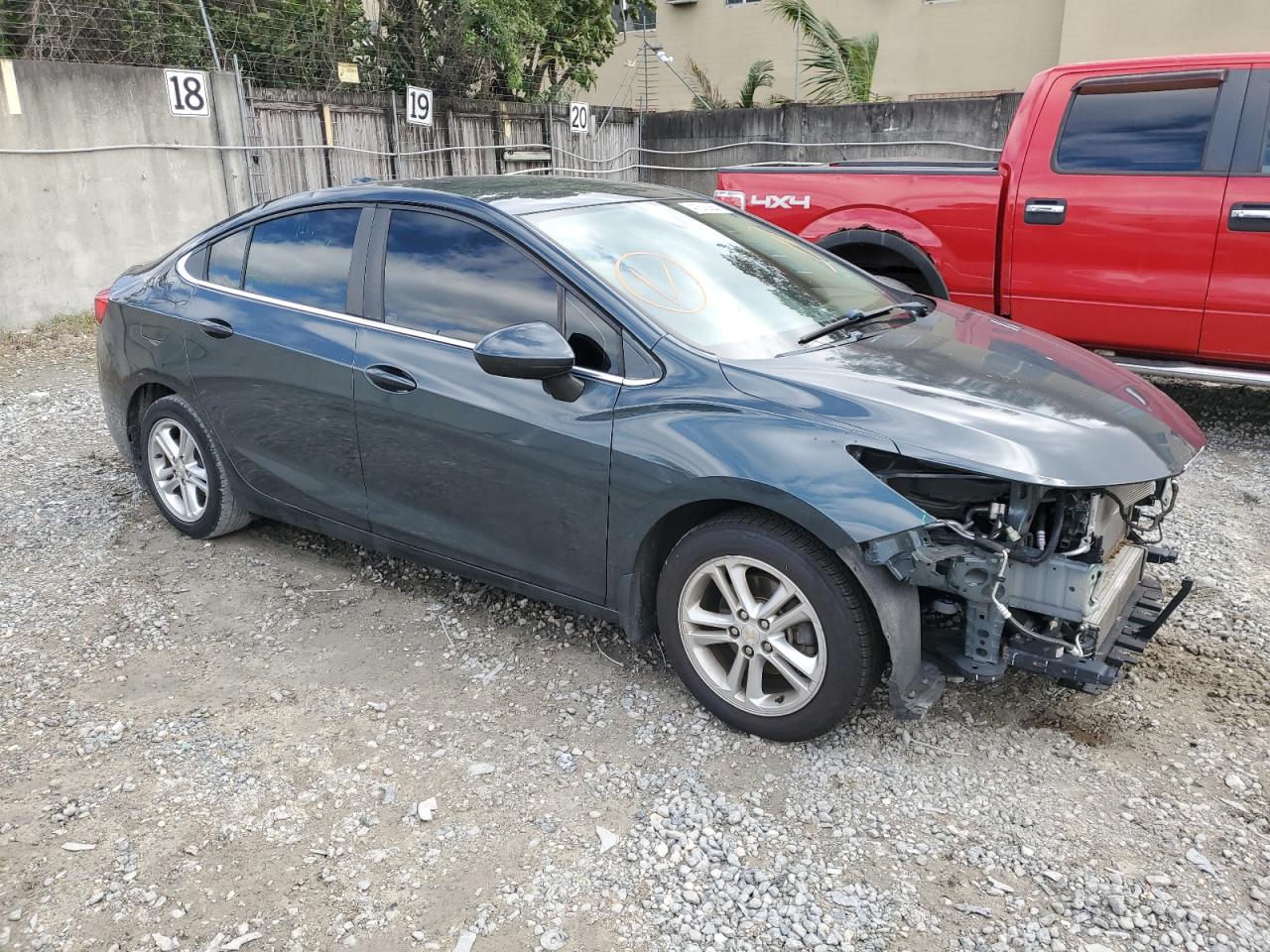 1G1BE5SMXH7272753 CHEVROLET CRUZE 2017