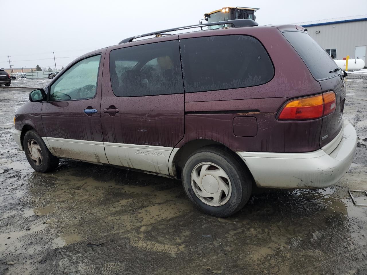 4t3zf13c7wu060184 4T3ZF13C7WU060184 1998 Toyota Sienna Le