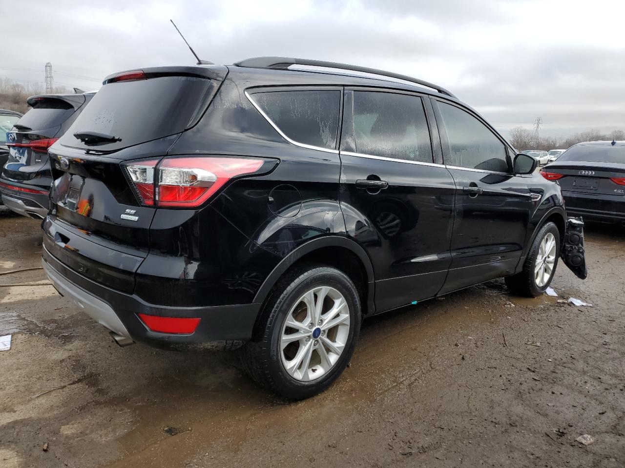 1FMCU0GDXHUD18928 FORD ESCAPE 2017