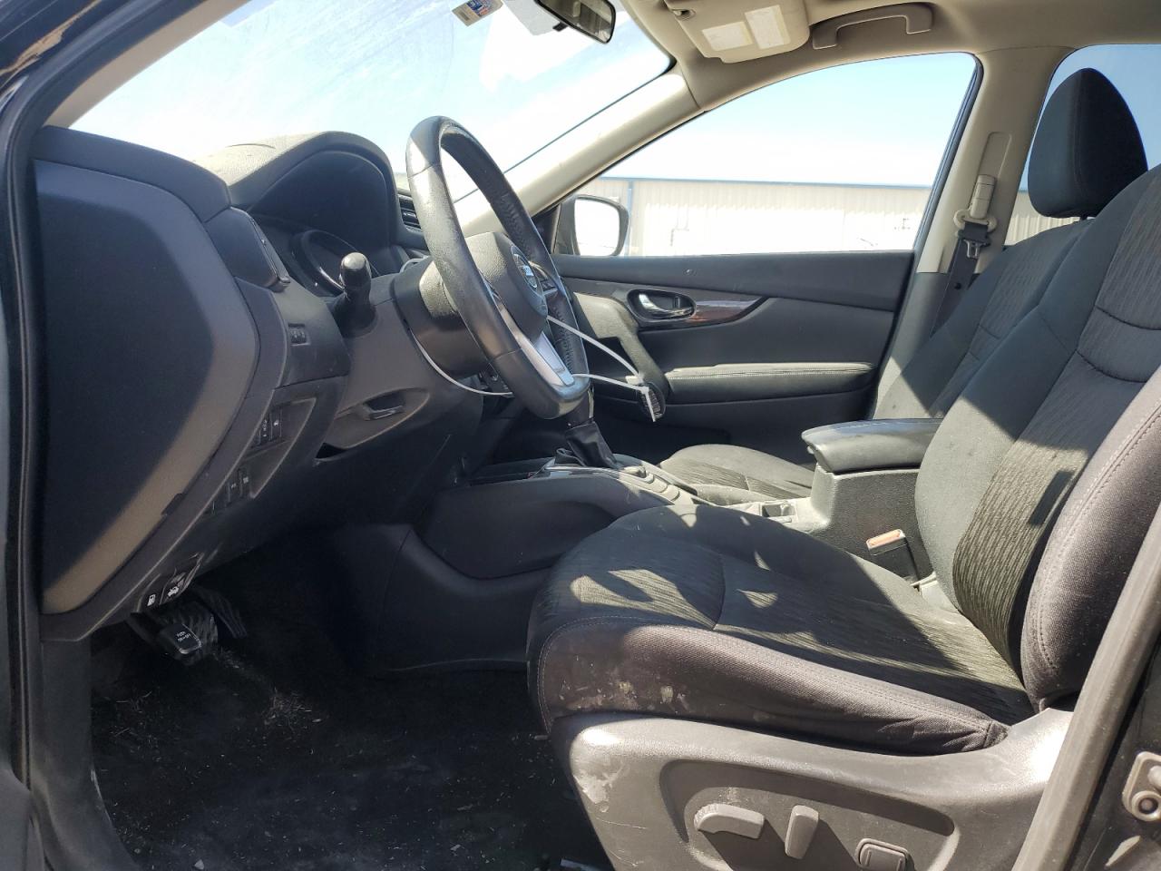 5N1AT2MT1HC847319 NISSAN ROGUE 2017