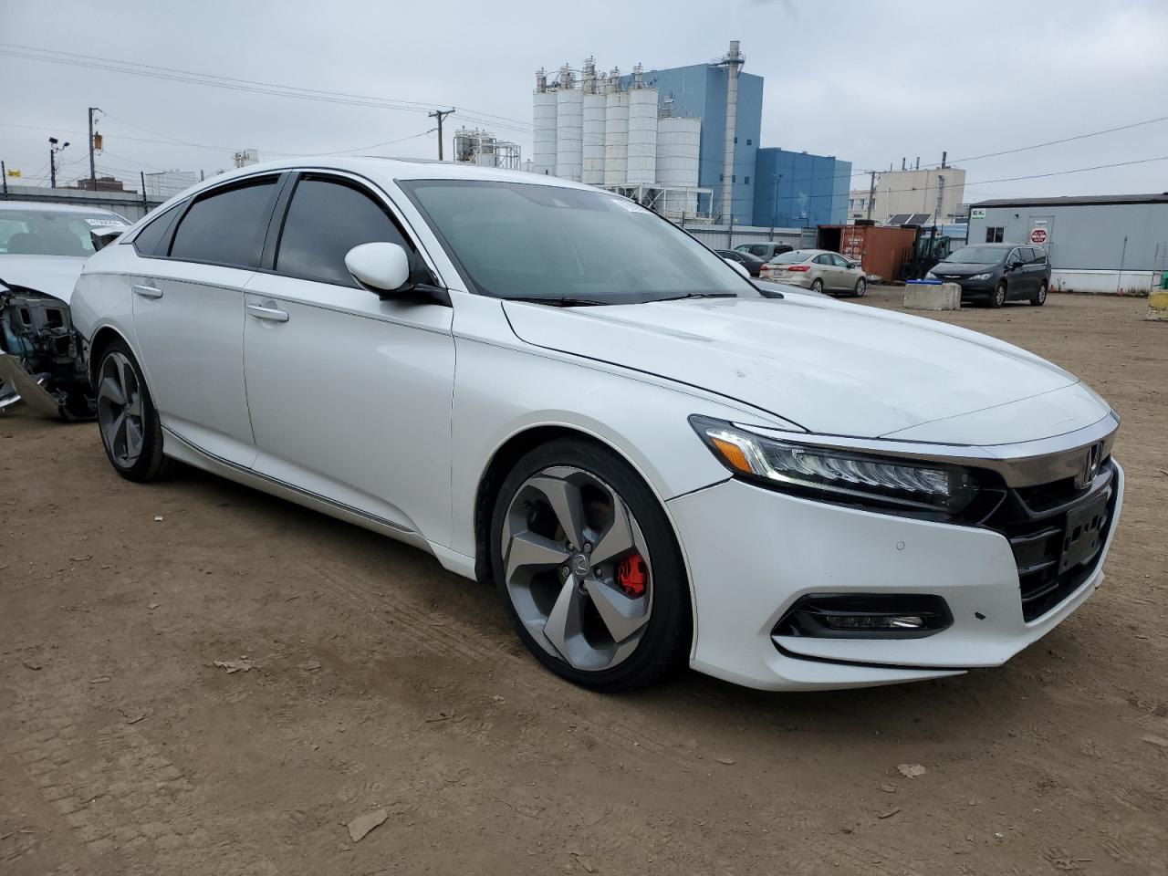 1HGCV1F98JA066352 HONDA ACCORD 2018