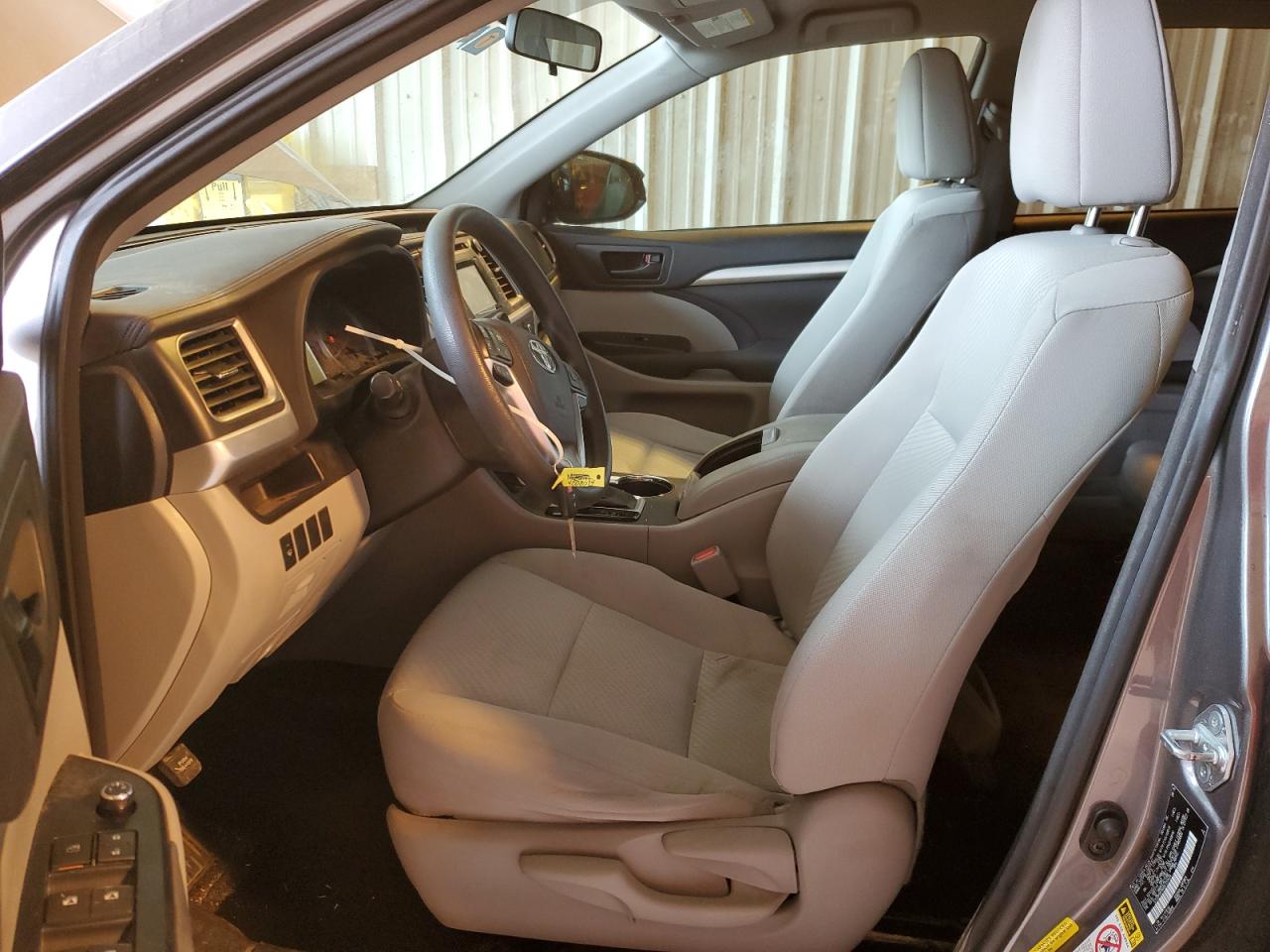 5TDZKRFH8GS170424 TOYOTA HIGHLANDER 2016