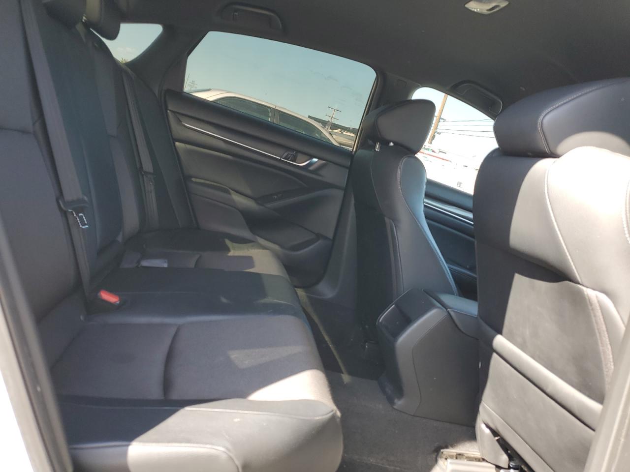 1HGCV1F35JA147398 HONDA ACCORD 2018